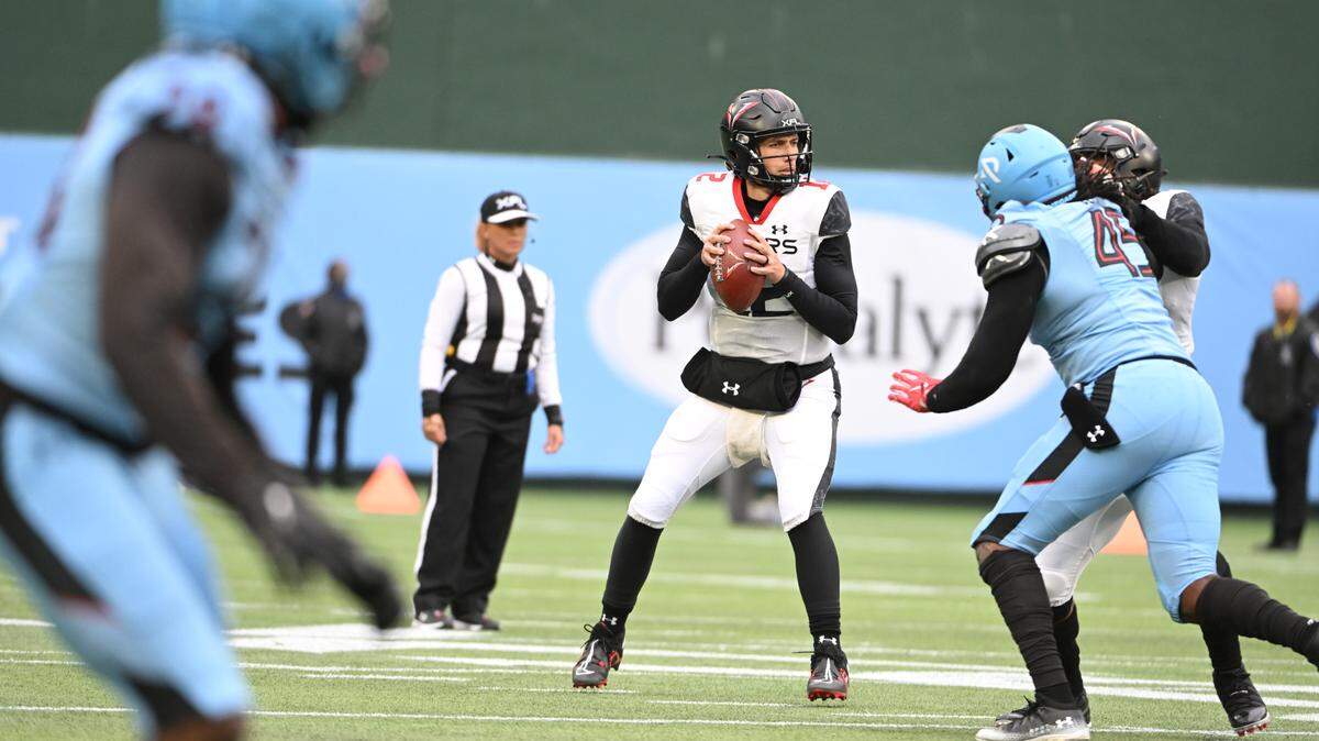 FEBRUARY 18, 2023: The Vegas Vipers against the Arlington Renegades at Choctaw Stadium on February 18th, 2023 in Arlington, TX. (© Gerald Leong/XFL)