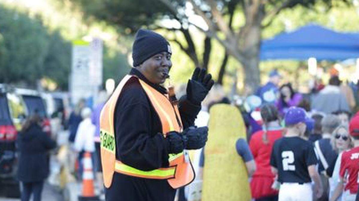 Alex Williams, the school safety monitor at Tanglewood Elementary, died Wednesday. The principal and a former student said he will be remembered for his dedication to serving students, energy, excitement about the start of weekends and his love for UT football.