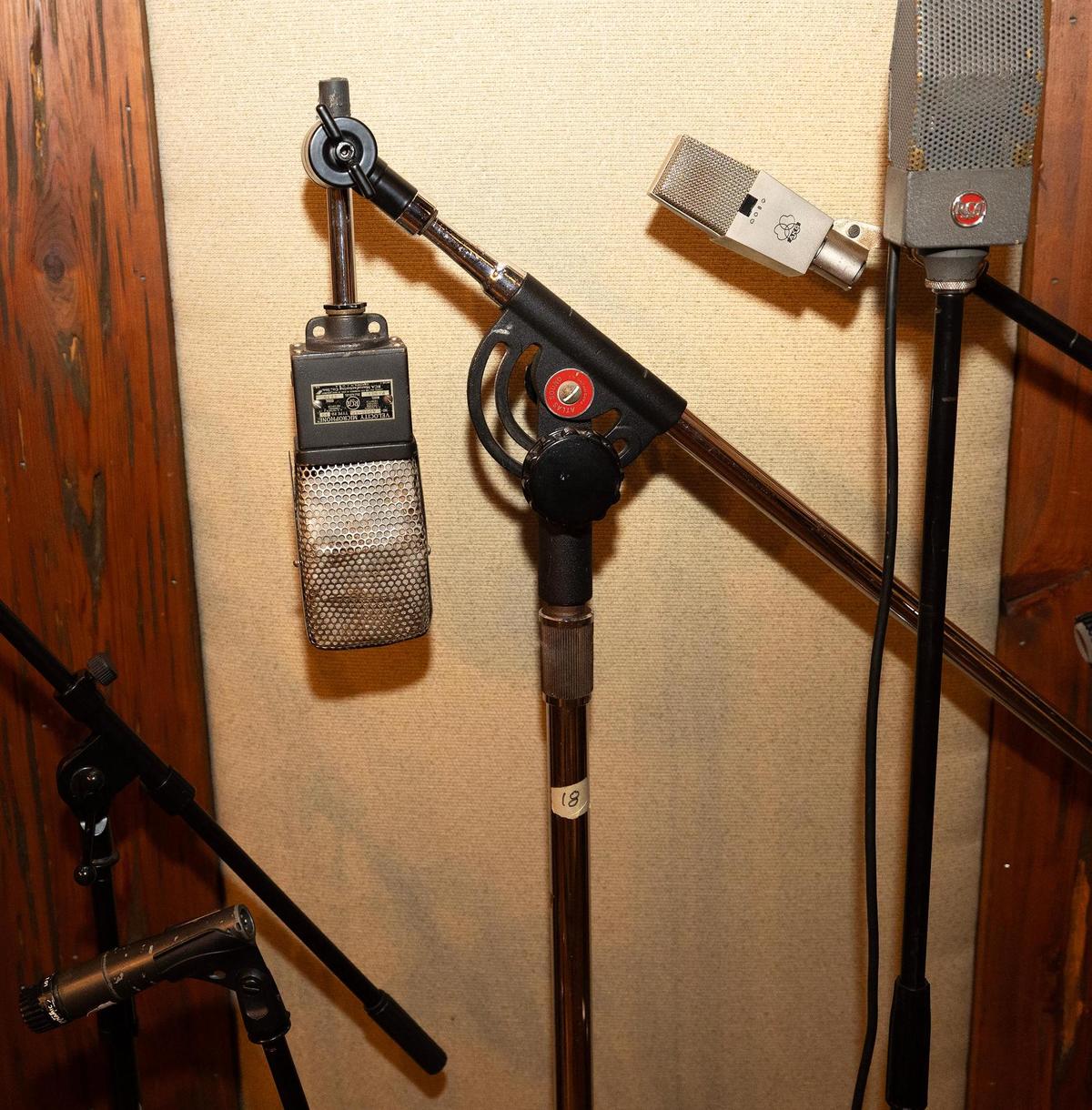 Many of the microphones at Audio Dallas Recording Studio are decades old, such as this RCA microphone from the 1930s, according to owner Paul Osborn.Willie Nelson recorded his album “Red Headed Stranger” at the North Texas studio 50 years ago.