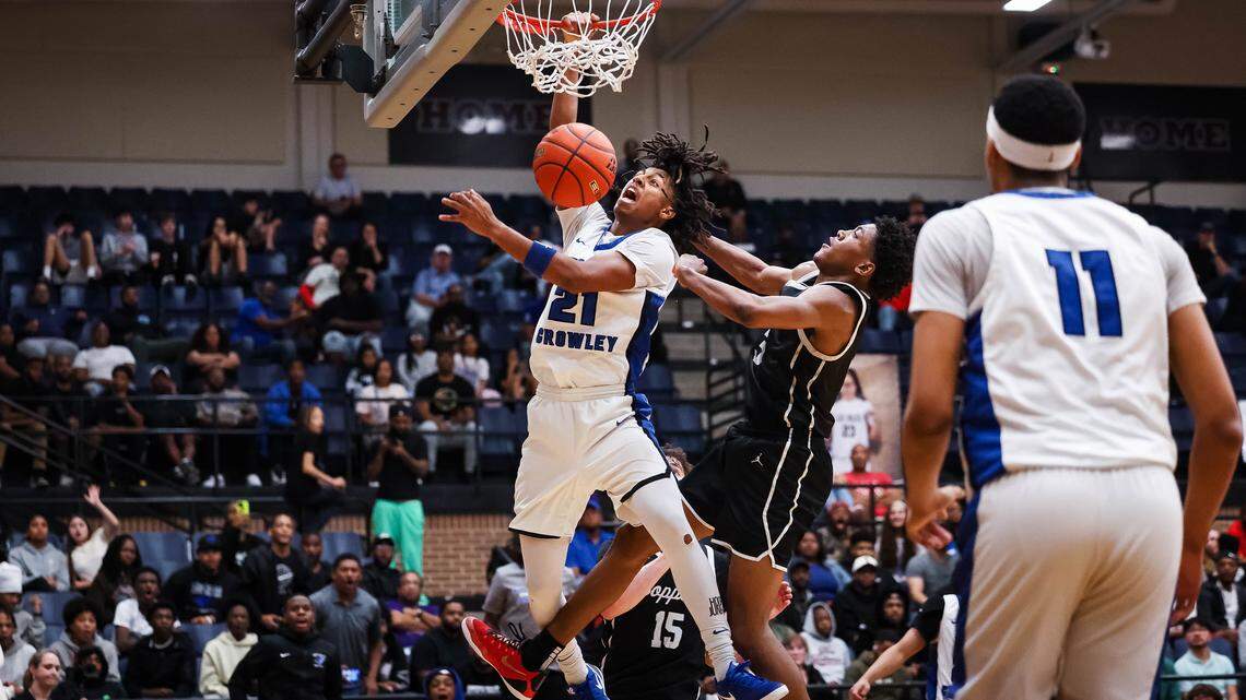 WATCH: North Crowley player pulls off unbelievable 360 alley-oop dunk