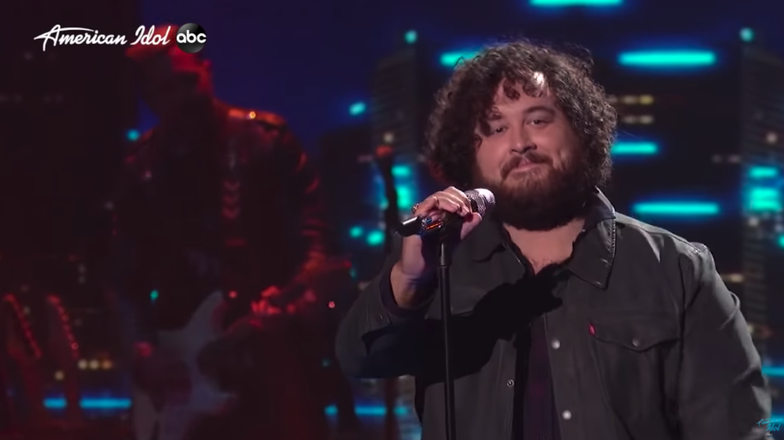 Rockwall, Texas, native Graham DeFranco advanced to the Top 16 on “American Idol” Sunday.