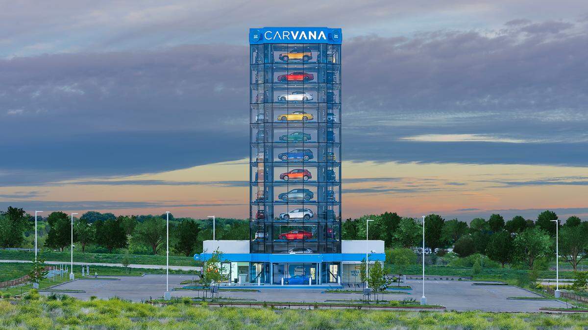 Carvana’s new Fort Worth vending machine at 8741 North Freeway is 12 stories high.
