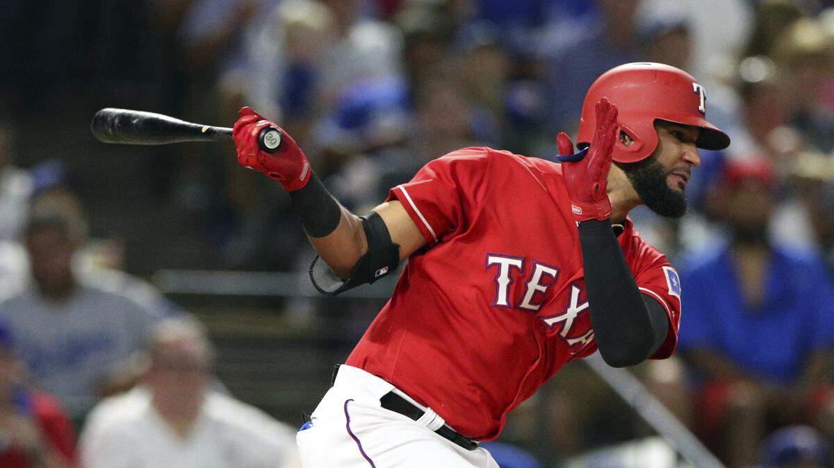 Nomar Mazara has starting picking things up at the plate even though his right thumb continues to bother him after aggravating it Aug. 26.