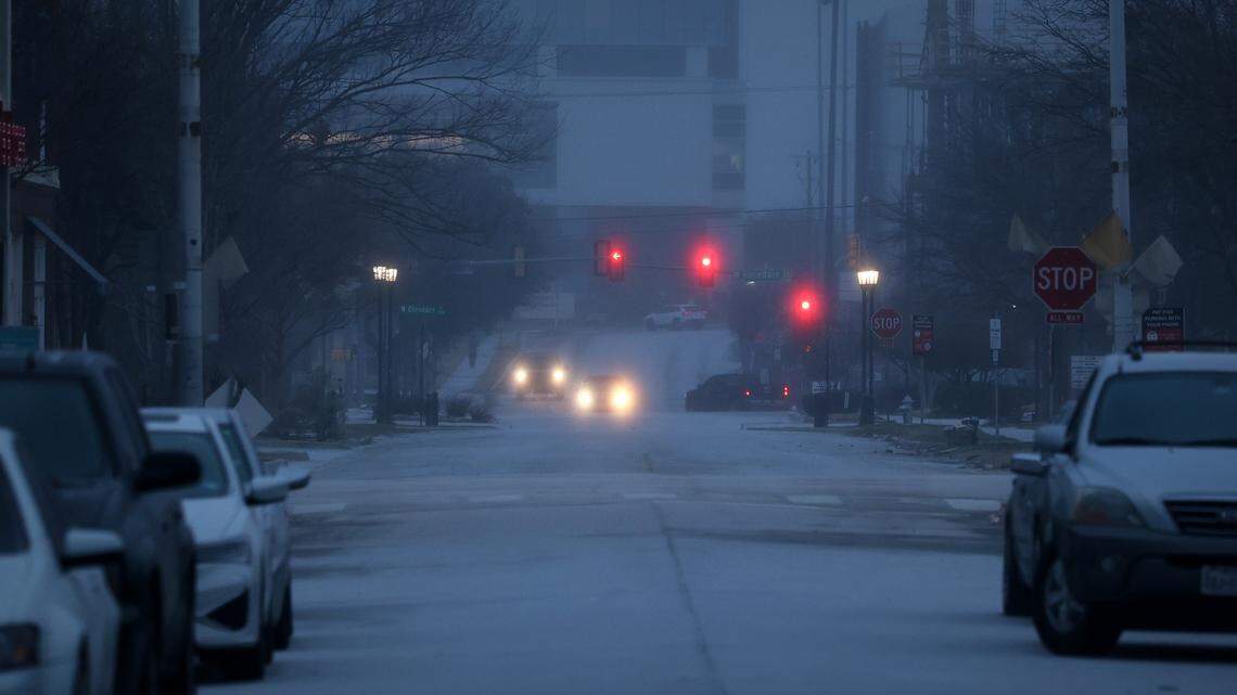 Why are we hearing thunder with sleet storm in the Dallas-Fort Worth area?