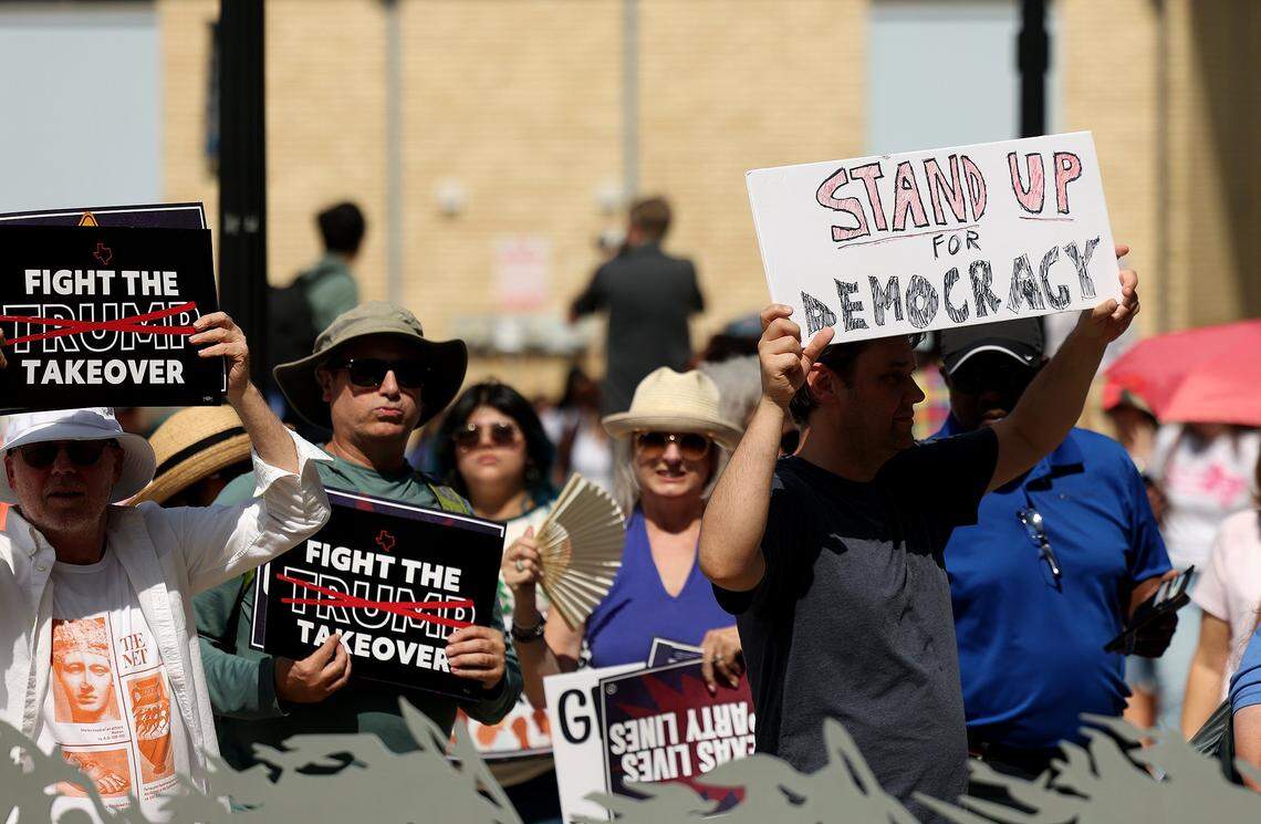 Community members rally against the mid-decade congressional redistricting effort on Monday, July 28, 2025, at UT Arlington. Members of the Texas House's Select Committee on Congressional Redistricting held a hearing for people to give testimony on the state's special session agenda item on redistricting.