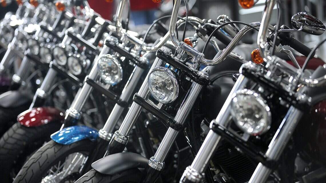 Is it legal to drive a motorcycle between lanes on Texas roads? Here’s what the law says