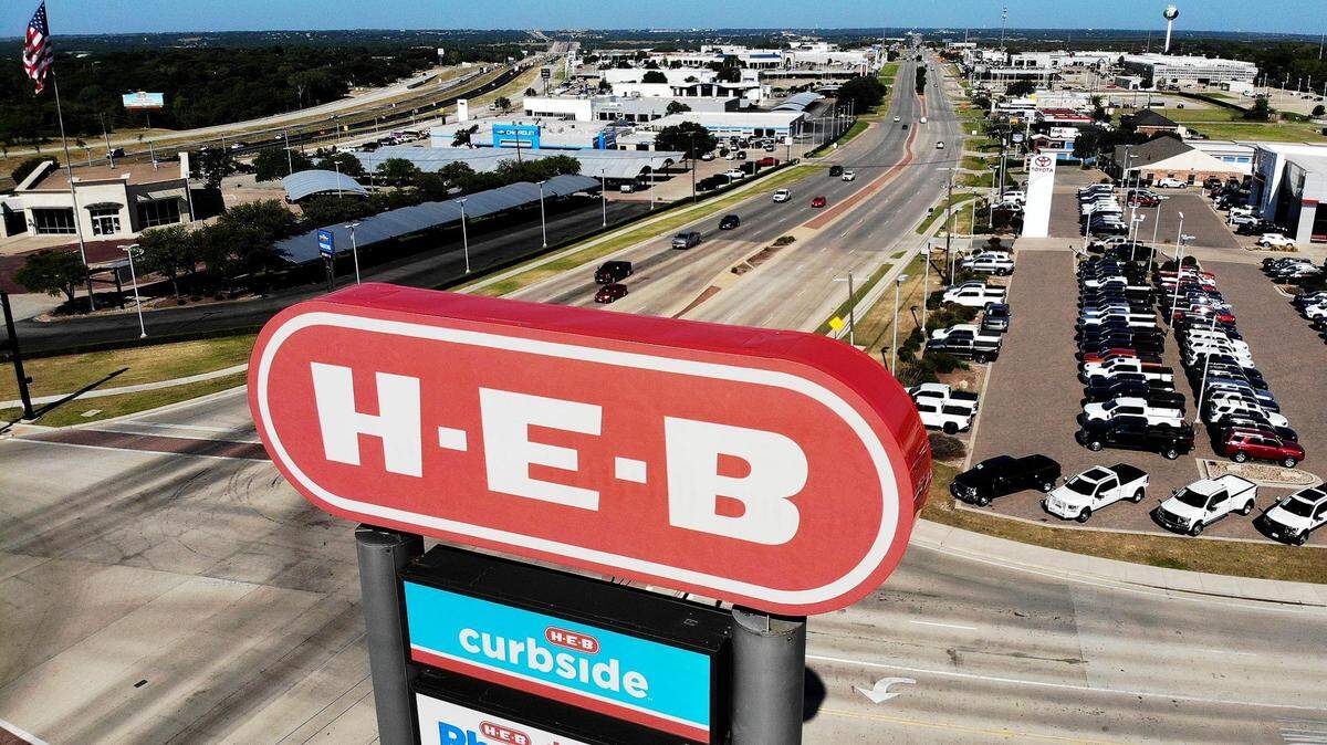 This letter writer has suggestions of better places the company could put stores in Fort Worth.
