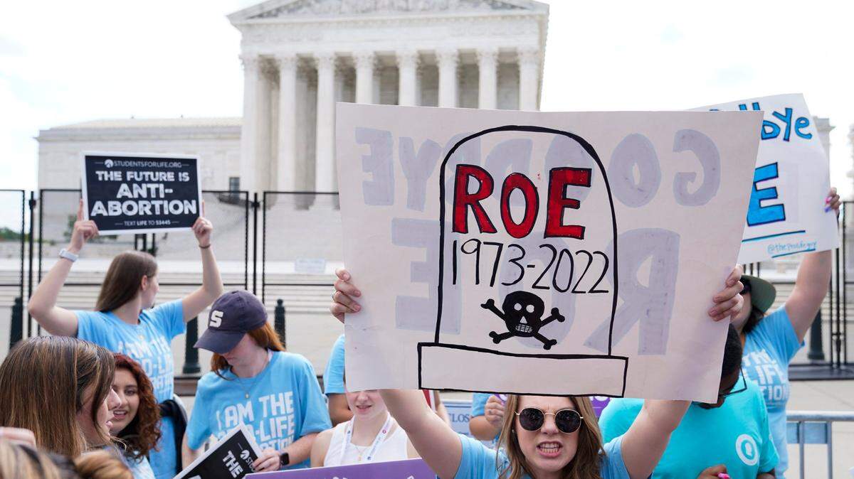 Demonstrators protest about abortion outside the Supreme Court in Washington, Friday, June 24, 2022. (AP Photo/Jacquelyn Martin)