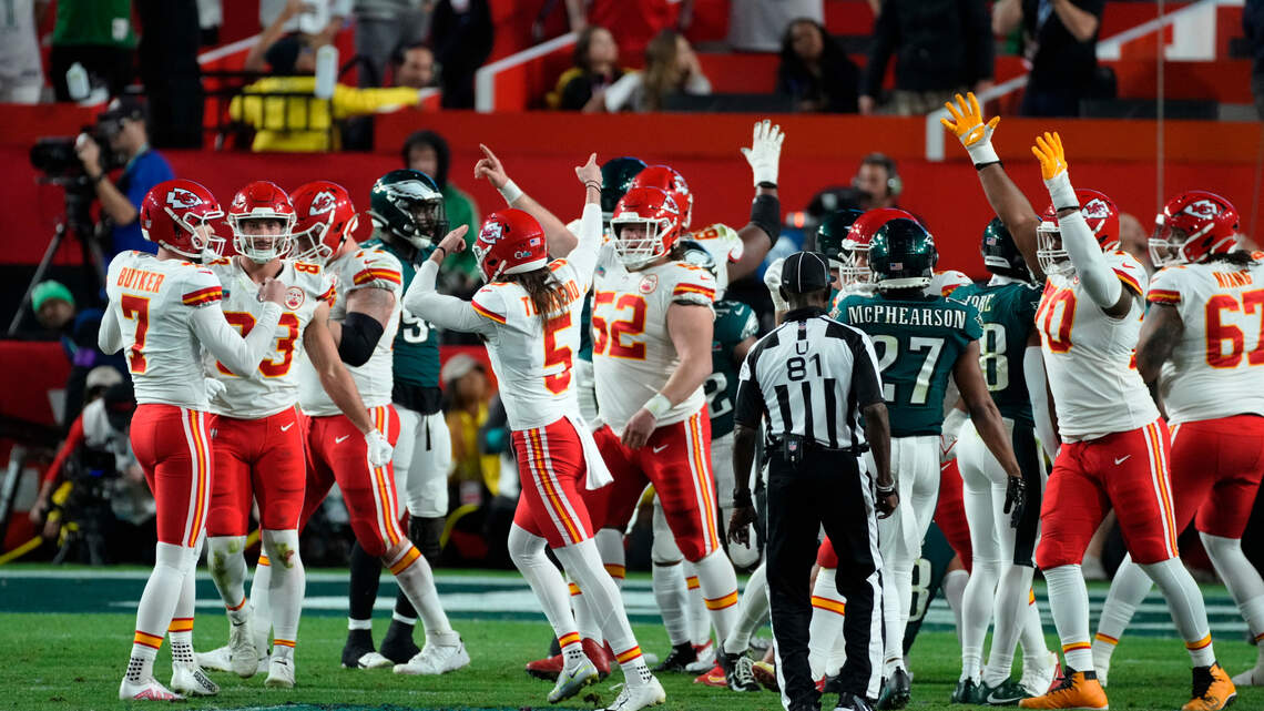 Kansas City Chiefs rally to beat Philadelphia Eagles in Super Bowl LVII ...