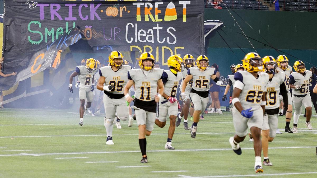 The Arlington Lamar Vikings will play South Grand Prairie at home to close the regular season on Thursday at 7 p.m. CT.