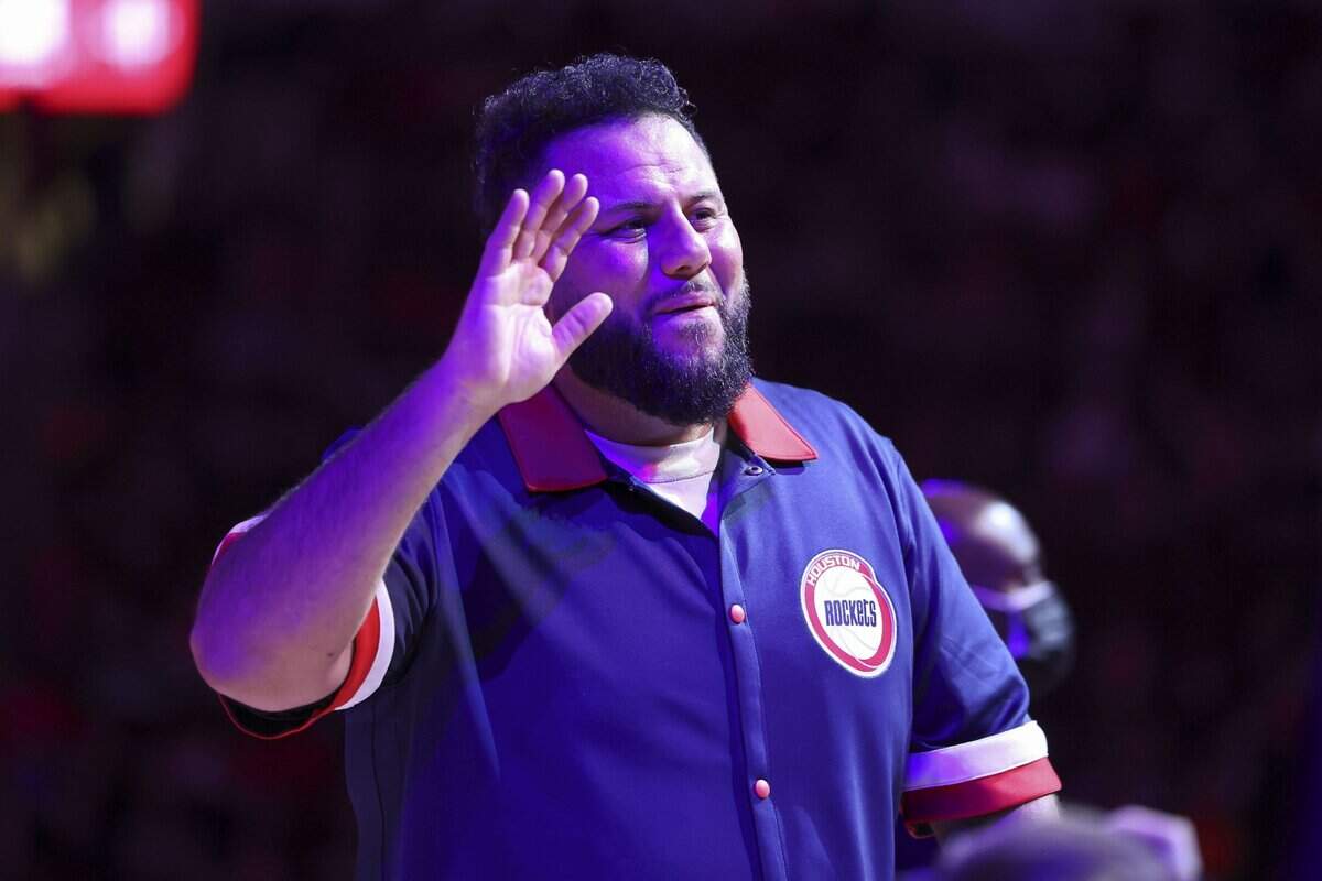 Jan 20, 2024; Houston, Texas, USA; Comedian Mo Amer during the game between the Houston Rockets and the Utah Jazz at Toyota Center. Mandatory Credit: Troy Taormina-USA TODAY Sports