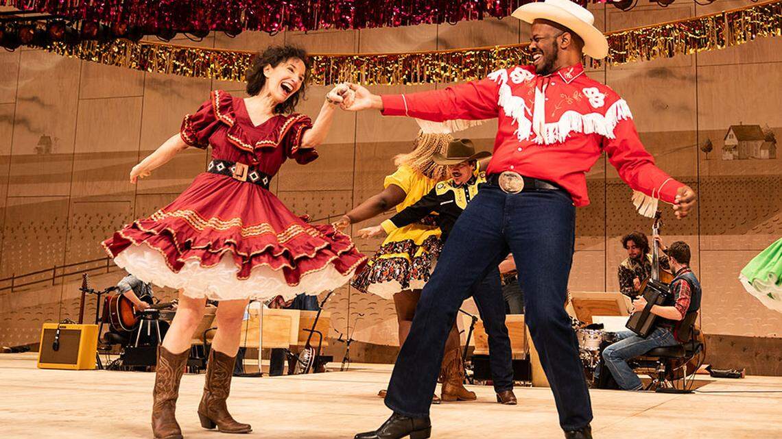 Barbara Walsh, Patrick Clayton and the company of the National Tour of Rodgers & Hammerstein’s “OKLAHOMA!”