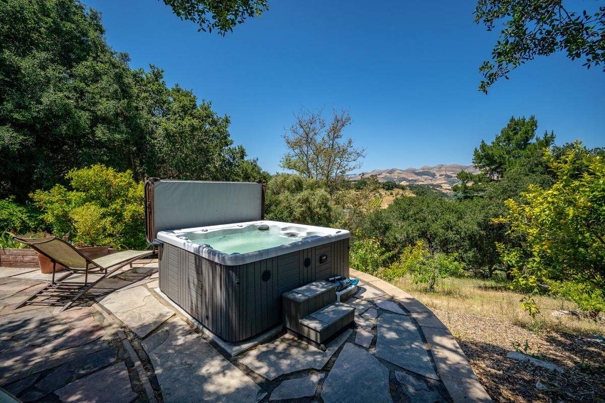 Hot tub