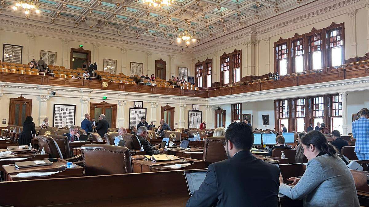 Drag queens, Dumpster fires: If you’re not watching Texas politics, you’re missing out | Opinion