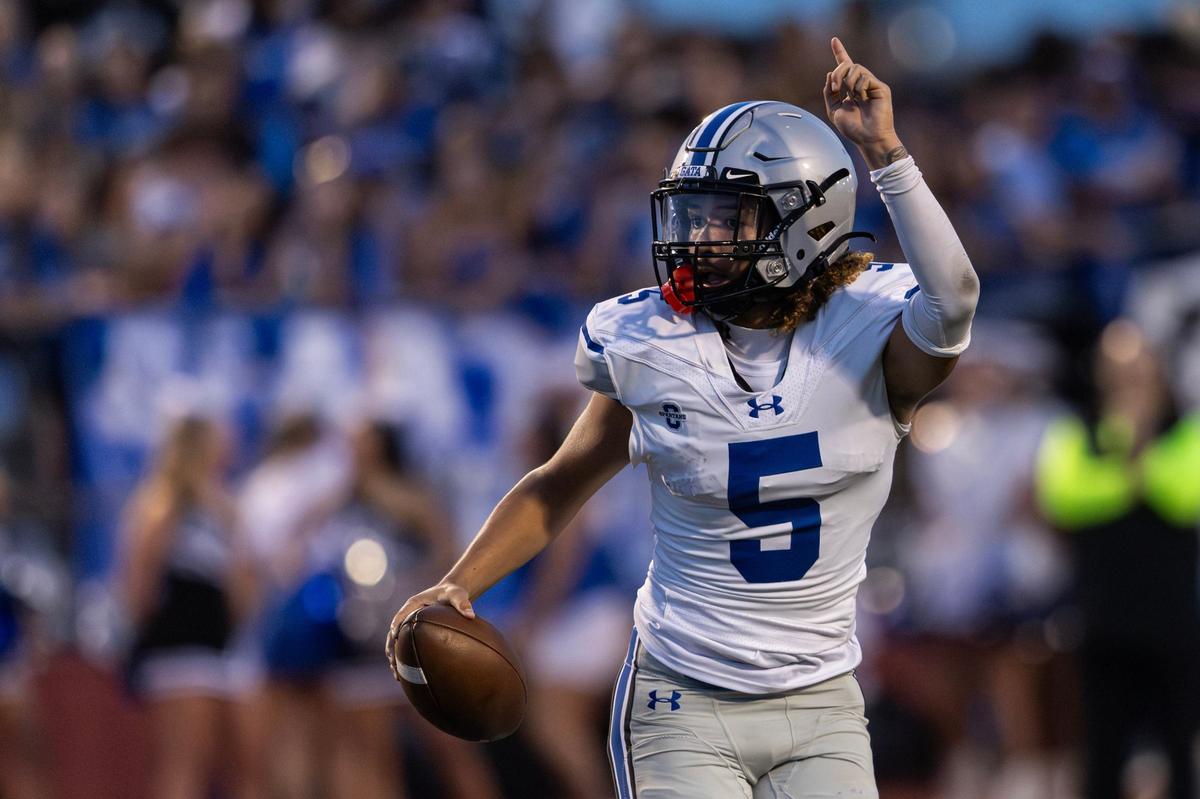 North Crowley quarterback Jacob Torres (5) is the Star-Telegram’s No. 2 QB to watch.