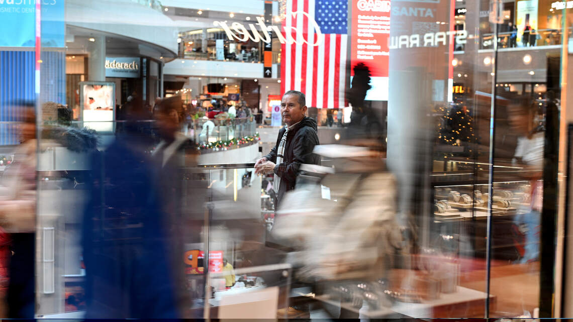 Need to do any last-minute shopping? See North Texas mall hours for Christmas Eve