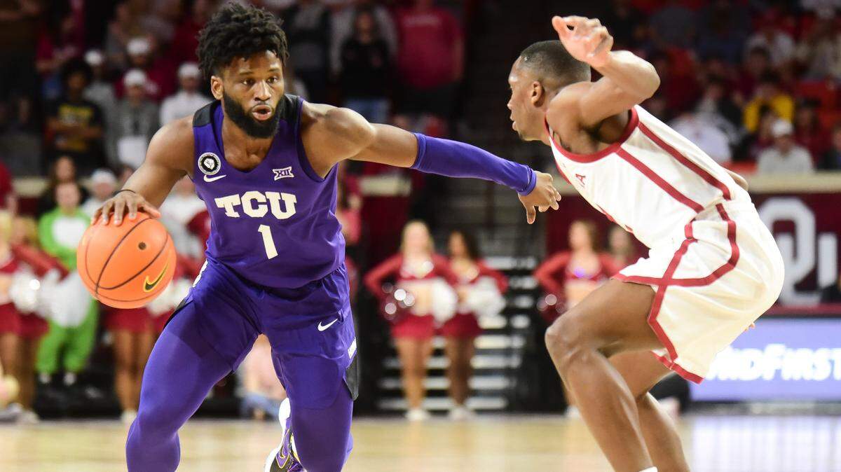TCU guard Mike Miles Jr., left, is dealing with a lingering wrist injury. It kept him out of Saturday’s game vs. Kansas State.