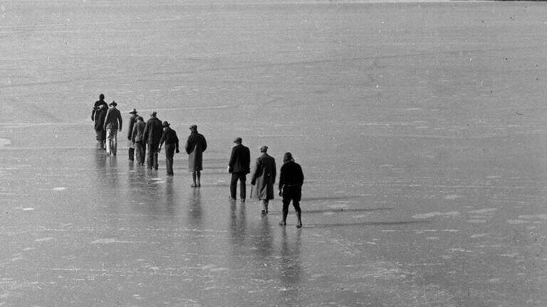 Think it’s been cold in Fort Worth? In 1930, they drove cars on the Lake Worth ice