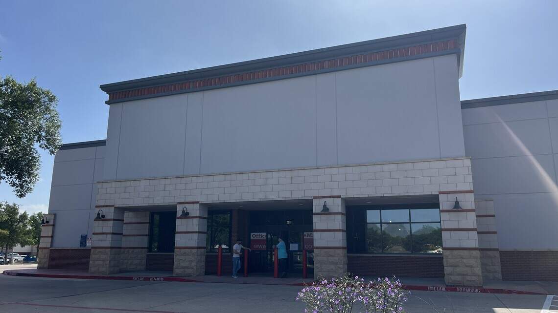 Updates on retailers coming to Montgomery Plaza: Barnes & Noble, Ulta, Wonder