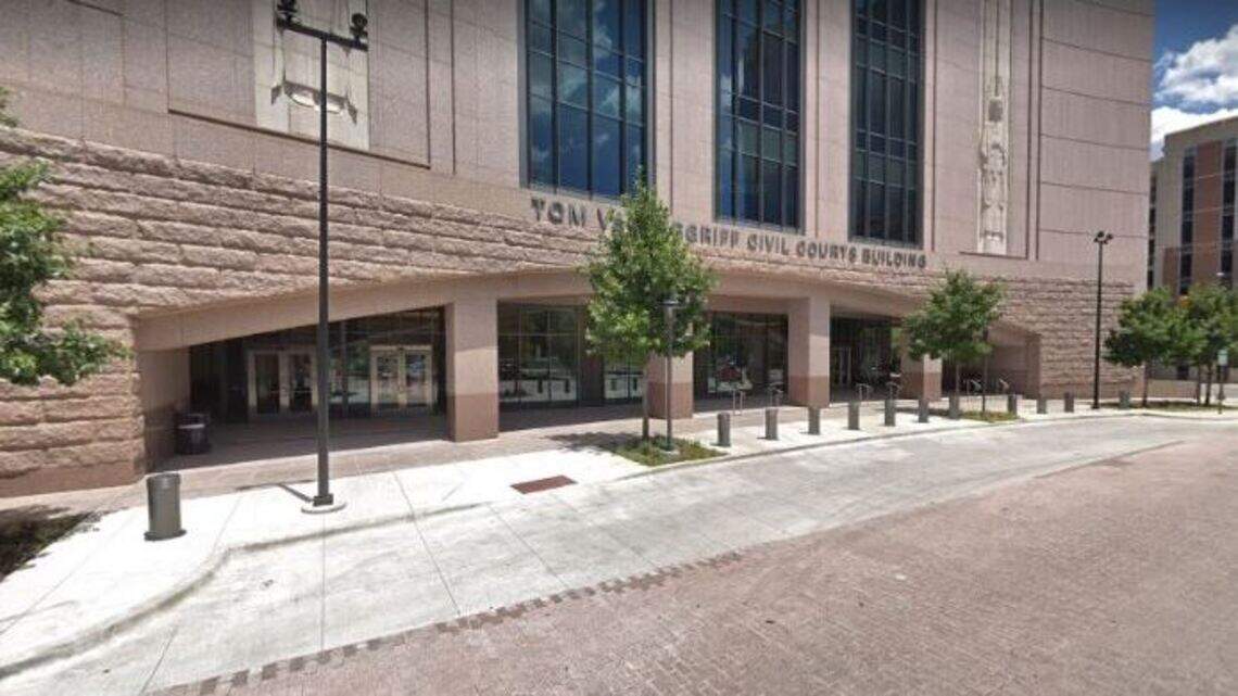 Civil suit against ex-Bass family advisor and hedge fund manager ends in mistrial