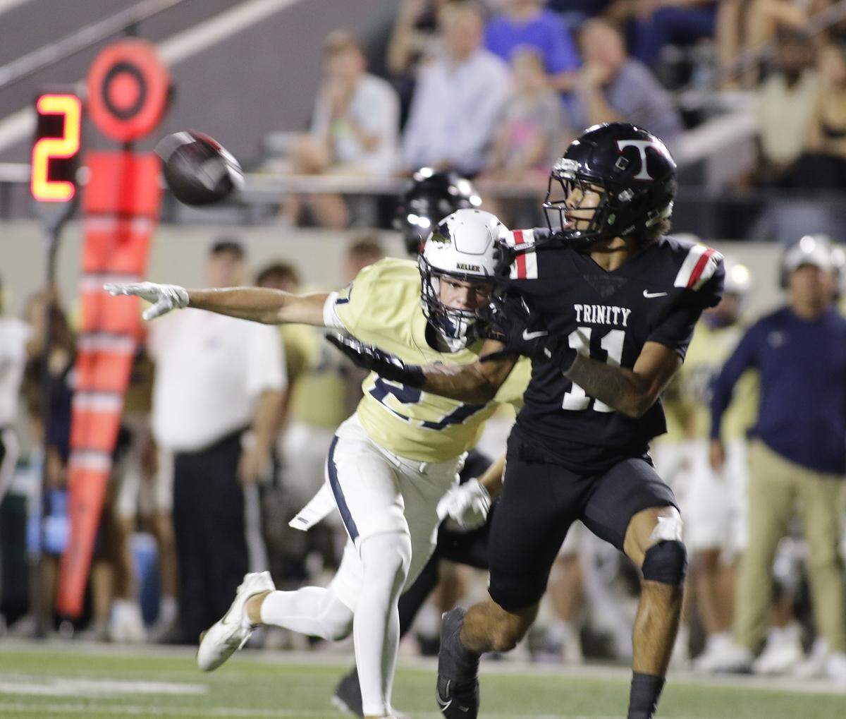 Euless Trinity’s Jaylon Donaldson catches a touchdown pass against Keller during their game on Friday, October 17, 2025 at Pennington Field in Bedford, Texas.