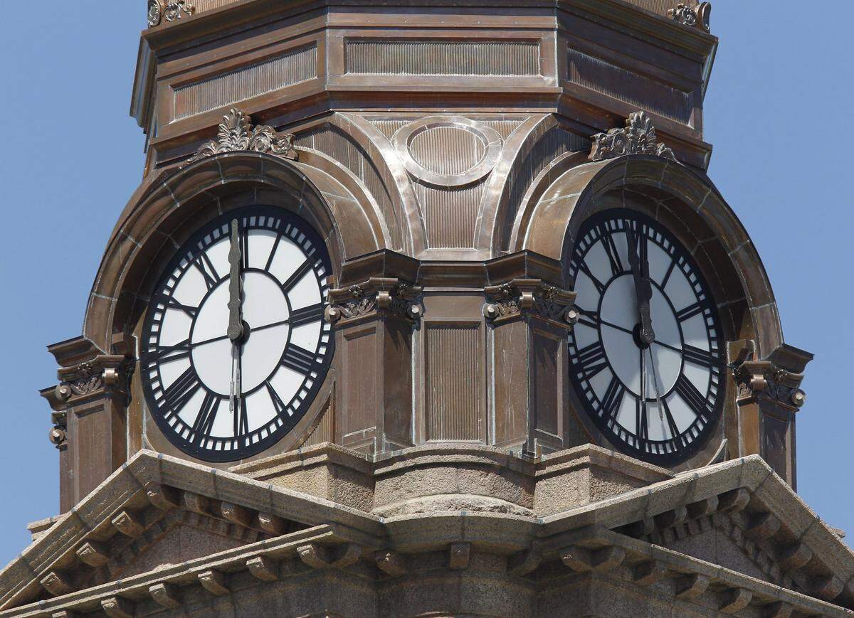 The upper portion of the Tarrant County Courthouse after refurbishing in 2012.
