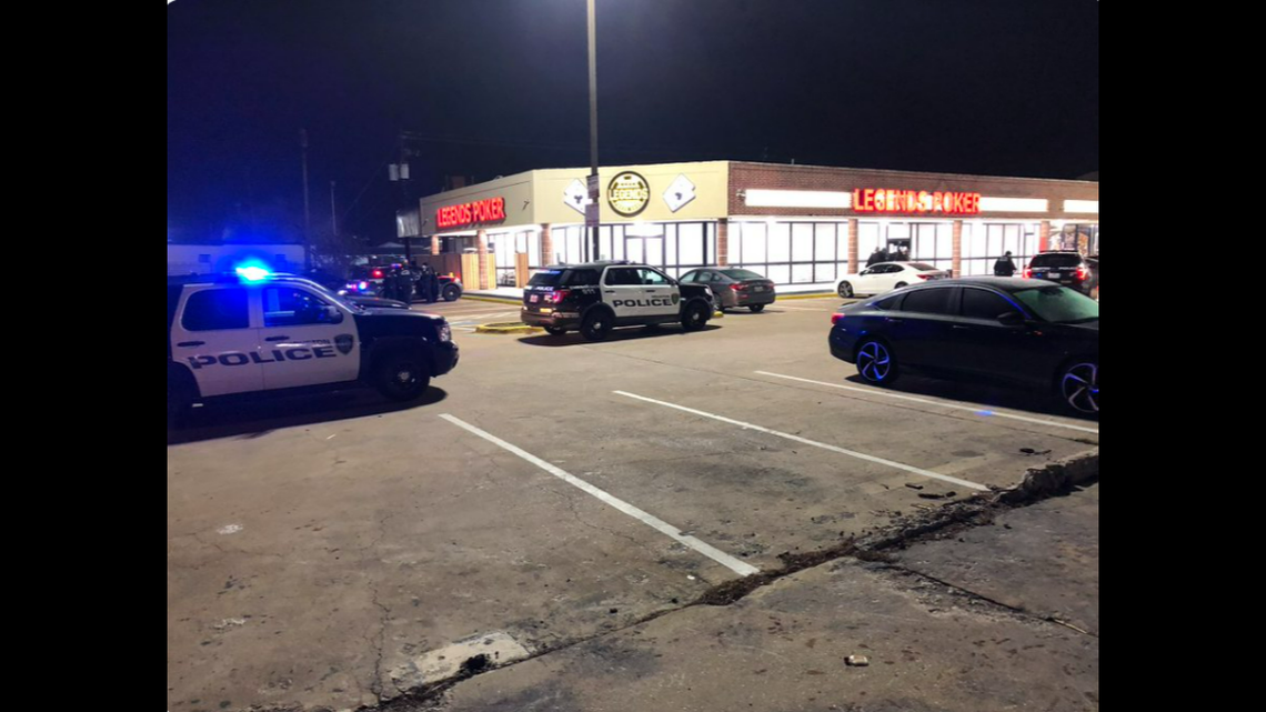 A security guard at a Houston, Texas game room tackled and disarmed a gunman armed with a rifle on Monday, Jan. 17, according to police.