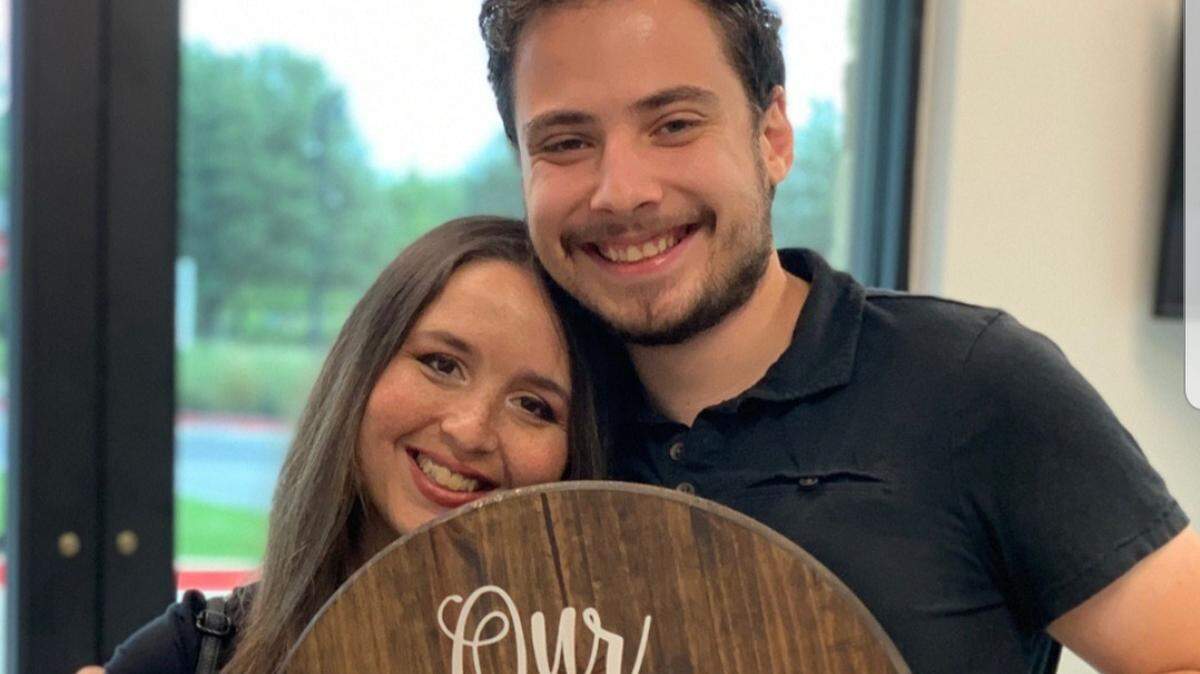 Jordon Dodson, a 31-year-old who survived multiple organ transplants, was engaged to marry her fiance Robert. Dodson died and Robert was injured in a car accident Sunday, May 23, 2021 in Denton, Texas.