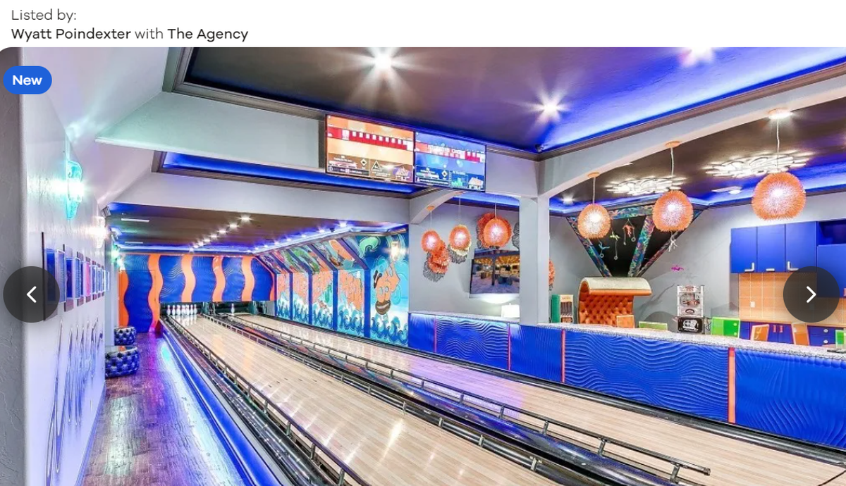 Bowling alley