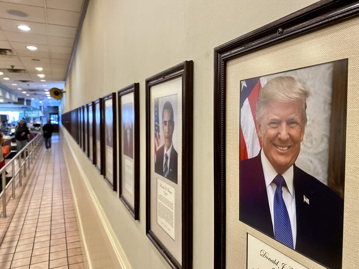 The portrait gallery of “Our Country’s Presidents” at Highland Park Cafeteria.
