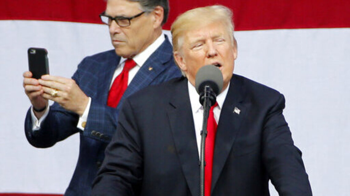 If Rick Perry is a ‘RINO,’ Texas GOP may become small enough to meet in a Starbucks | Opinion