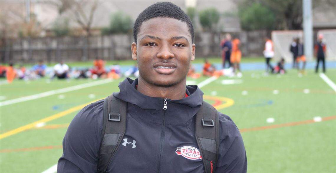 Dallas Bishop Dunne's Brian Williams is a 5-star recruit and the top-rated safety in the country.