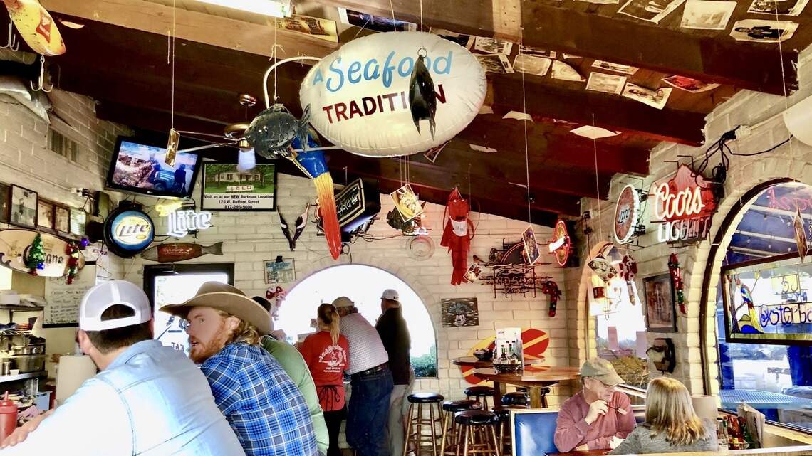 It’s last call for two west Fort Worth foodie landmarks. Here’s when they close