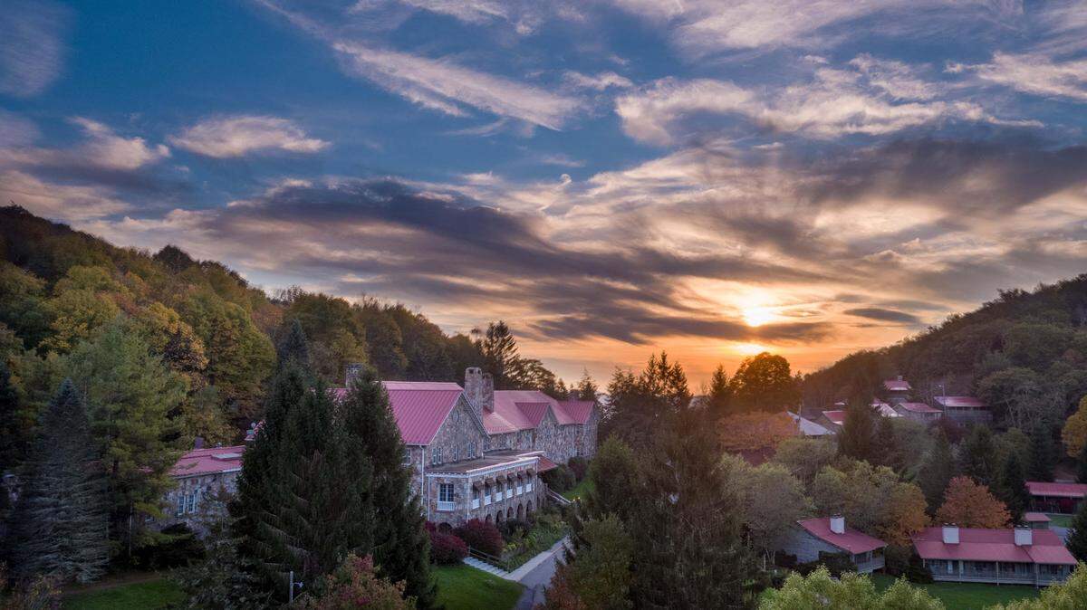 Mountain Lake Lodge