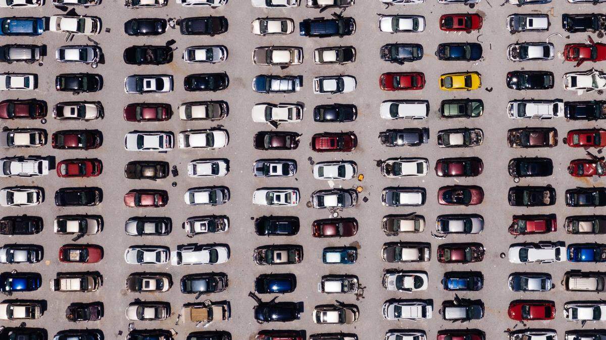 The Christmas season is in full swing as shoppers flock to retailers for holiday gifts, but they may have trouble finding parking in this Dallas-Fort Worth area city.