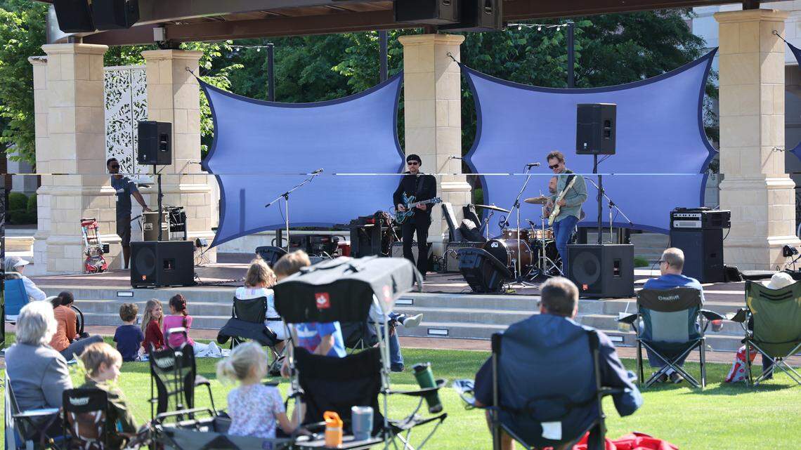 Colleyville’s free Concert in the Plaza Series has a lineup of tribute bands