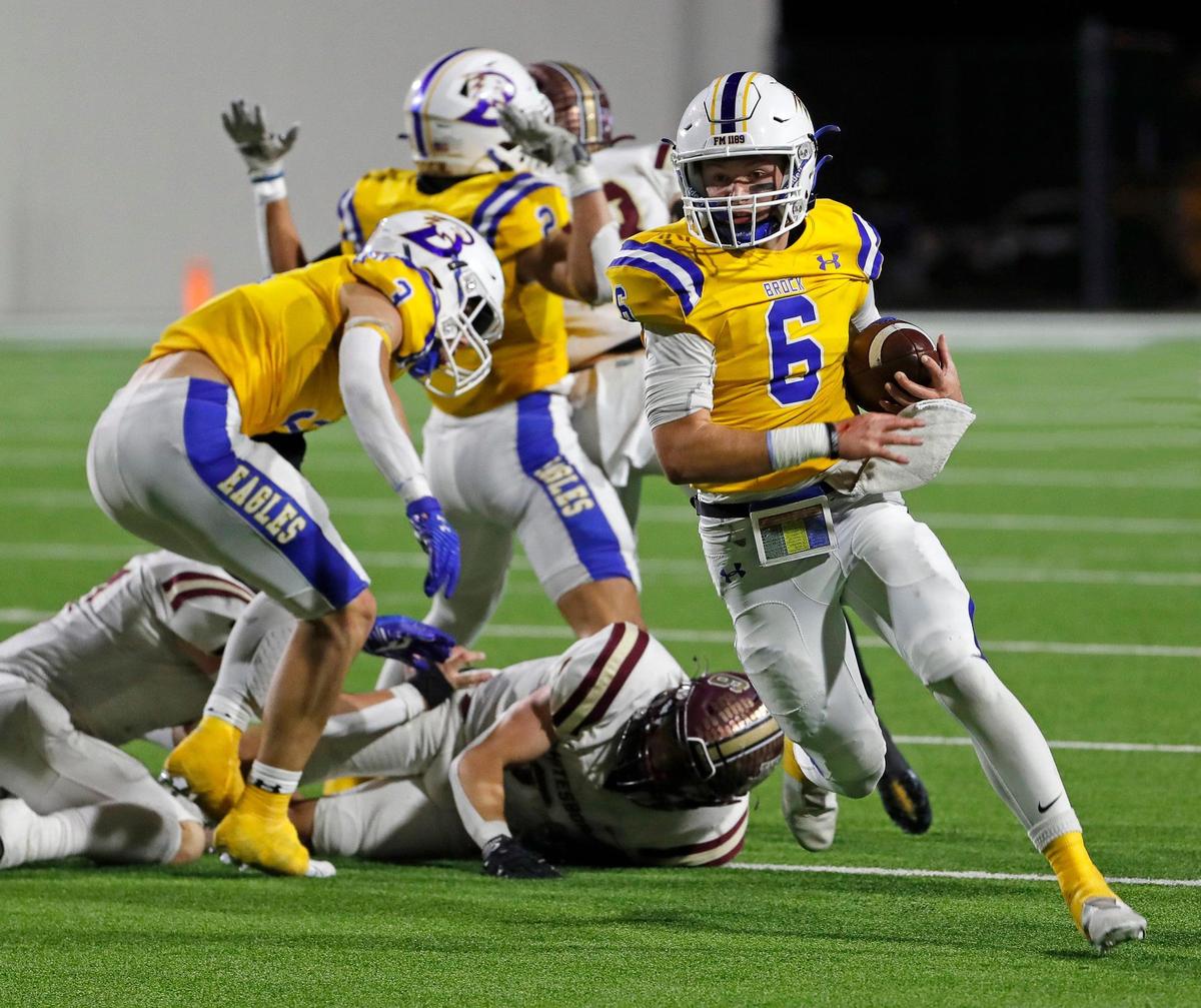 Brock quarterback Tyler Moody (6) gains yards on a keeper in the second half of a UIL Class 3A D1 Region 1 final football game at C. H. Collins Athletic Complex in Denton, Texas, Thursday, Dec. 01, 2022. Brock defeated Whitesboro 30-19. (Special to the Star-Telegram Bob Booth)