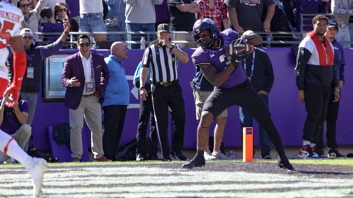 TCU wide receiver Derius Davis is looking to show NFL Scouts that he is more than just a kick returner at the Senior Bowl.