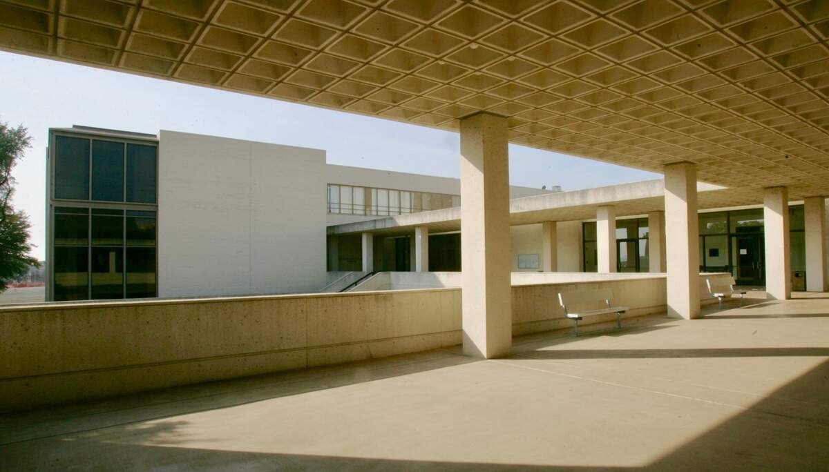 The Community Arts Center was built in 1954 as a city art museum. A theater was added in 1966.