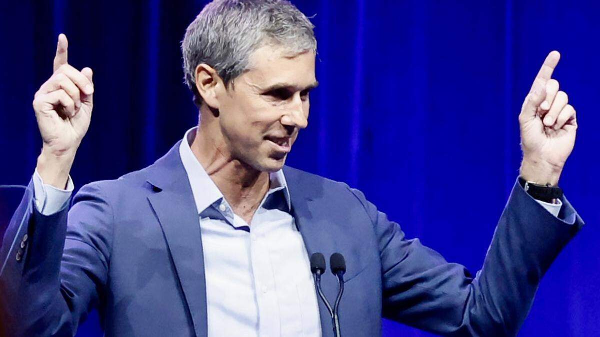 Democratic gubernatorial challenger Beto O’Rourke delivers his speech to delegates and guests during the 2022 Texas Democratic Convention general session at the Kay Bailey Hutchison Convention Center in Dallas, Friday, July 15, 2022.