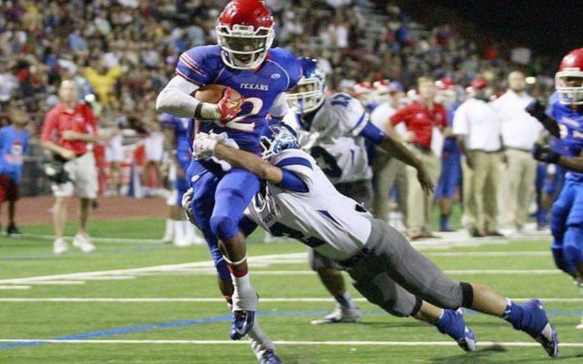 Former Arlington Sam Houston receiver Darrion Flowers