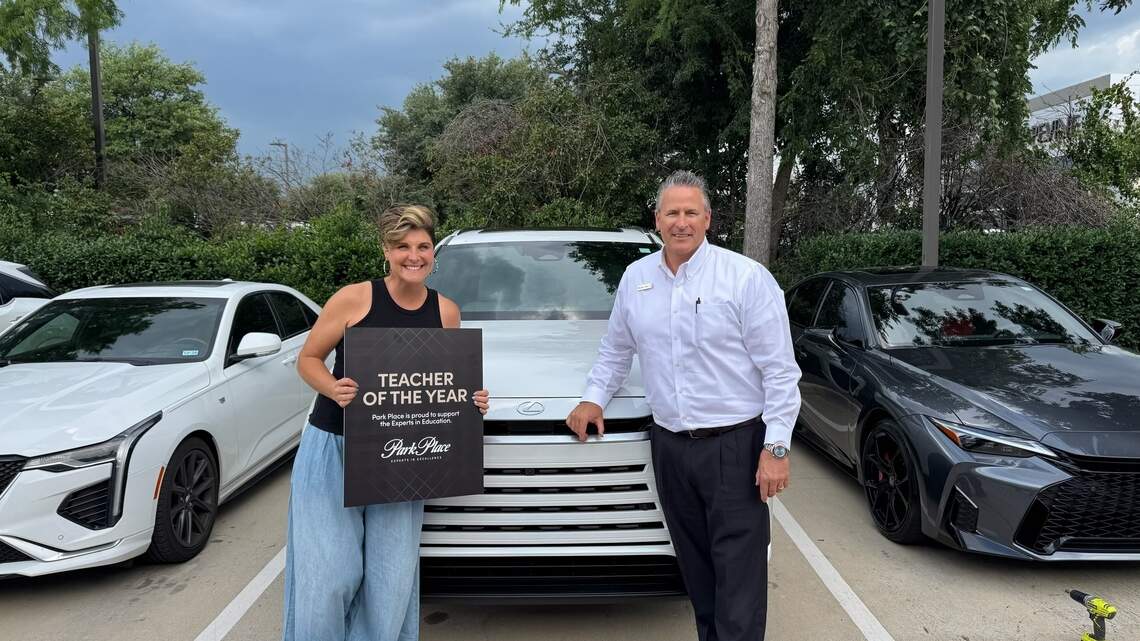 North Texas dealership gives two award-winning teachers new cars for the summer