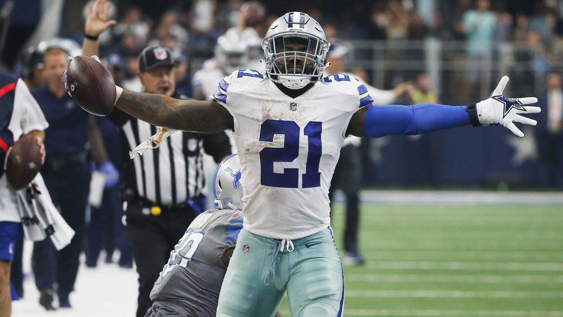 Cowboys running back Ezekiel Elliott celebrates after a 34-yard reception in the final two minutes of Sunday’s 26-24 Dallas win. Elliott’s catch set up Brett Maher’s game-winning field goal.