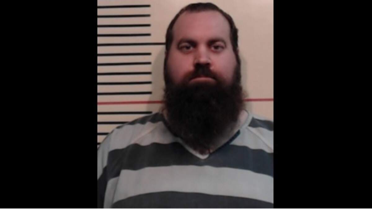 Herbert Peterson of Azle was sentenced Tuesday to 10 years in prison for molesting a 12-year-old girl in April 2017. He called 911 on himself after groping the girl.