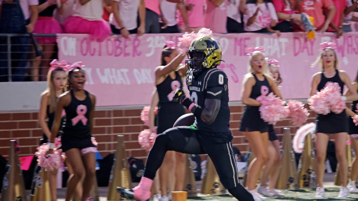 Mansfield wide receiver Jacobe Hayes (0) commit to TCU football.