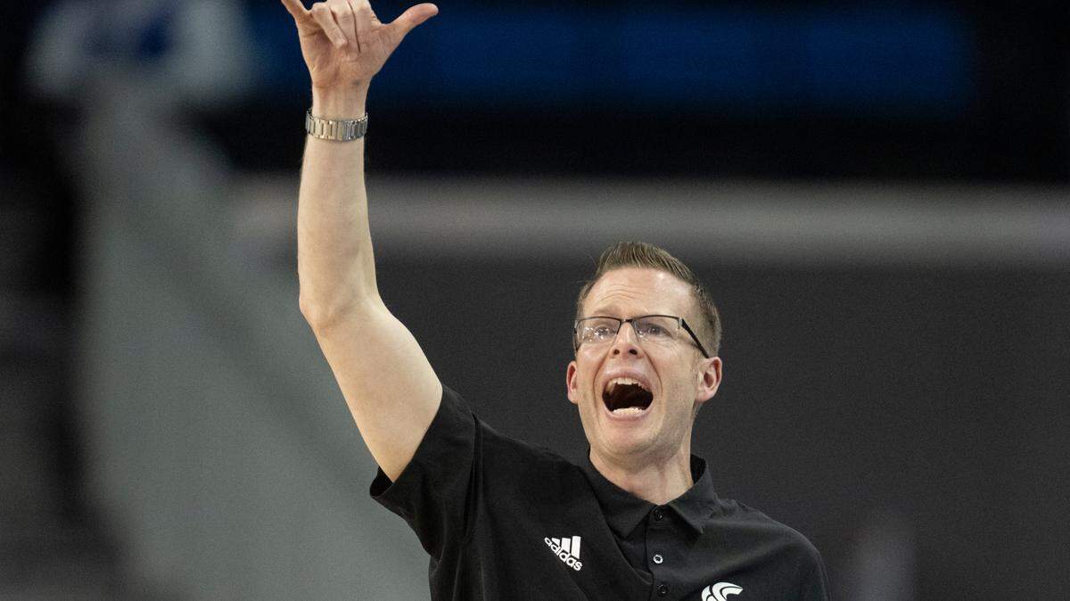 Mark Campbell has already made a big impact in recruiting players to join the TCU women’s basketball program.