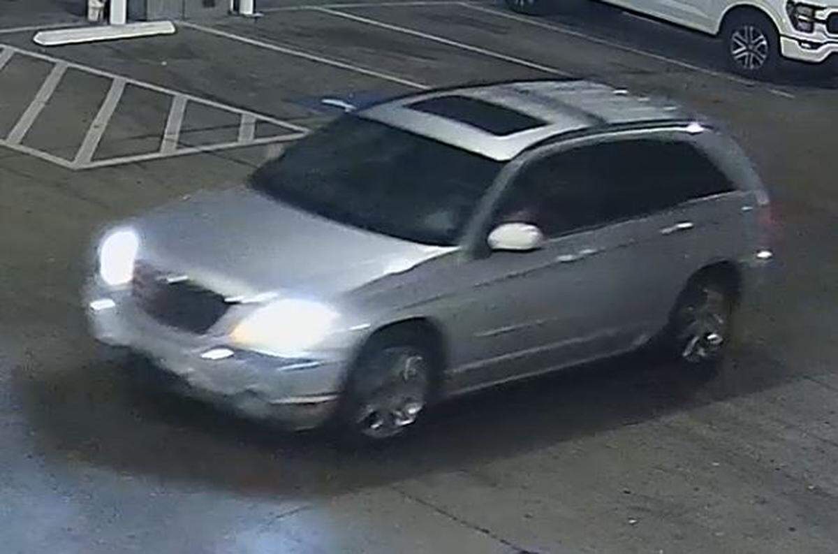 Fort Worth police are trying to identify a man accused of stealing gas from vehicles parked in the Cook Children’s Medical Center garage in September. The suspect was driving a silver four-door Chrysler Pacifica.
