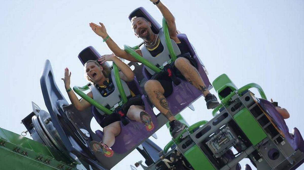 Arlington-based Six Flags is merging with Cedar Fair.