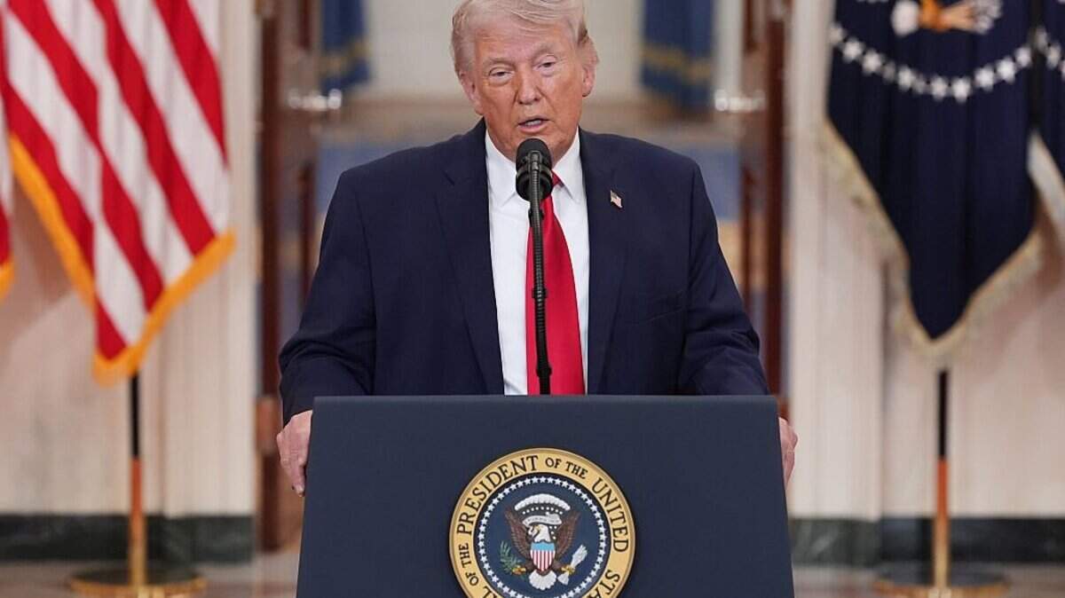 WASHINGTON, DC - APRIL 1: U.S. President Donald Trump speaks from the Cross Hall of the White House on April 1, 2026 in Washington, DC. Trump used the prime-time address to update the nation on the war in Iran. (Photo by Alex Brandon-Pool/Getty Images)