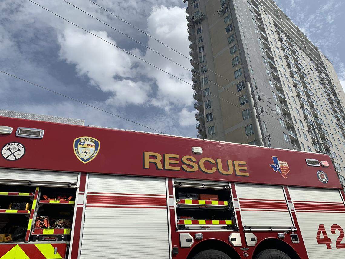 Houston Fire Department dramatically rescues two window washers after their platform collapses outside a high rise building.